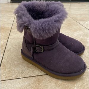 Kirkland toddler Sherpa boot